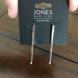 Jone NY post earrings